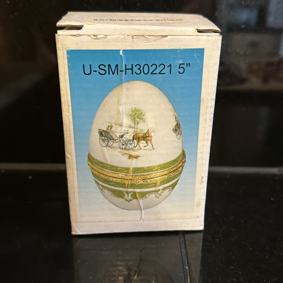 Equestrian Decorative Egg - Picture 7 of 7